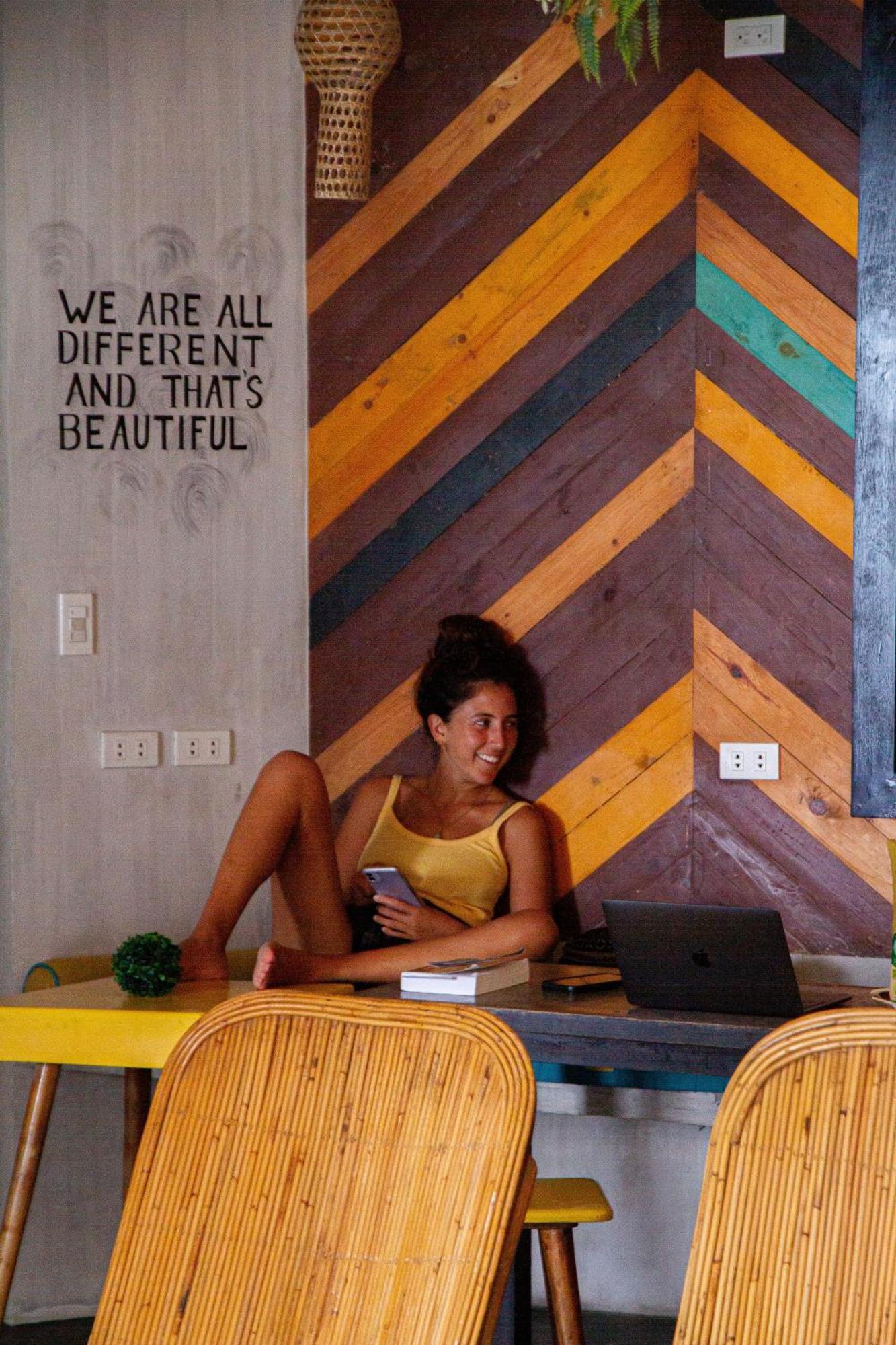 Happiness Hostel El Nido Buitenkant foto